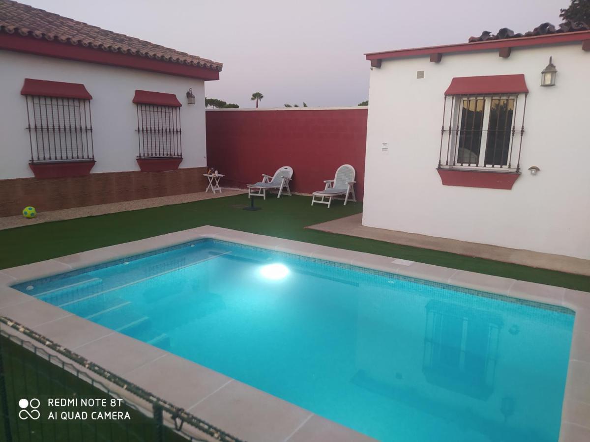 Villa Mari Chiclana de la Frontera Exterior photo